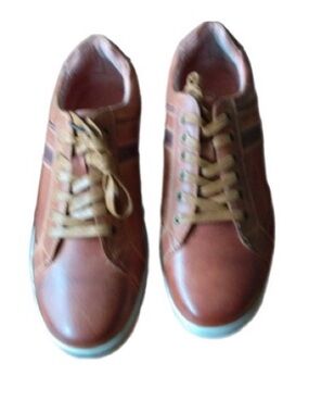 Propet Brown leather casual work  lace up shoes, size 9.5